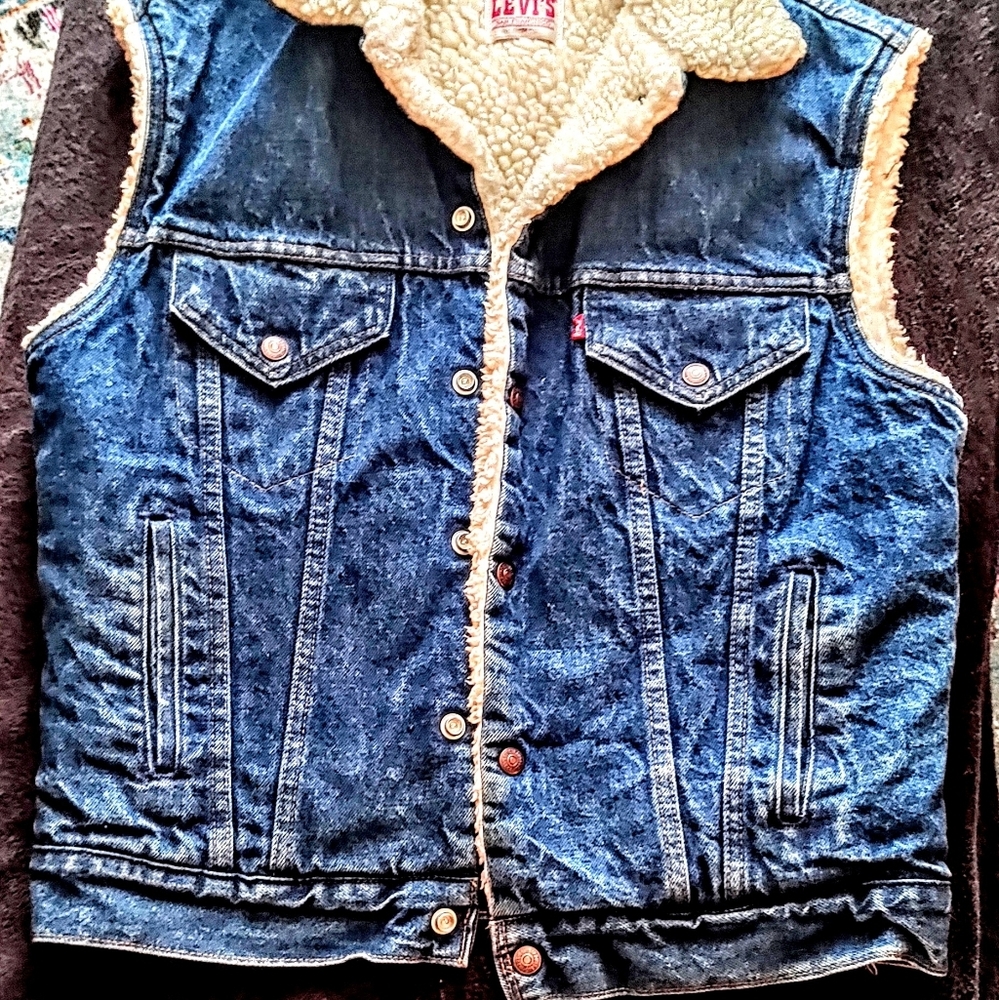 Vintage levis denim sherpa vest